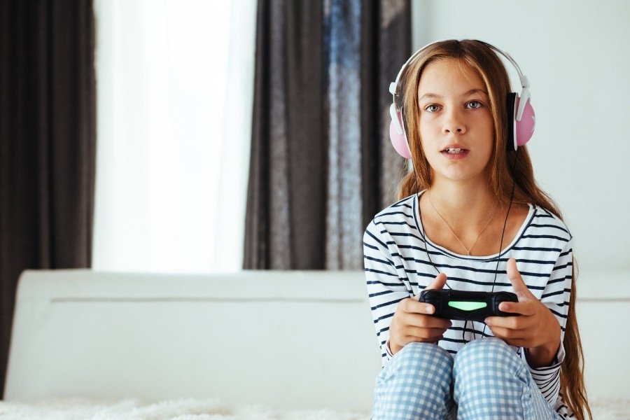 The Best Ways To Protect Your Safety While Gaming Online - COGconnected